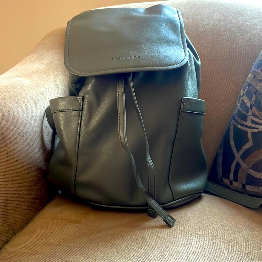 Elizabeth & James Bucket Backpack Purse, Olive Green